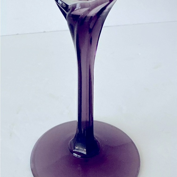 2 Vintage Wine Glasses/Goblet. Amethyst/Deep Lavender - Picture 2 of 3